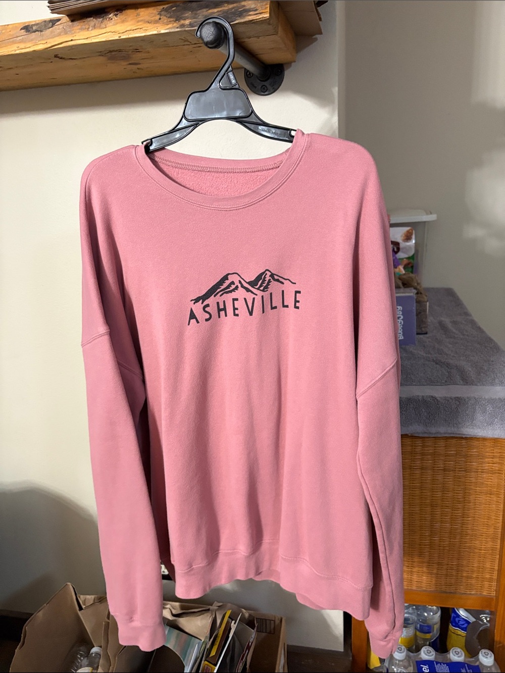 Mountain Logo Crewneck Sweatshirt in Dusty Rose